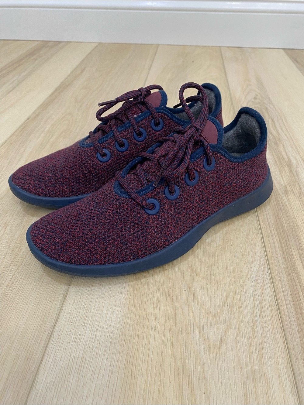 Allbirds Tree Runner Women's Size 9 Red Burgundy Lightweight Sneakers Shoes W9